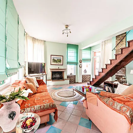 Casa Dei Fiori * Mantouki