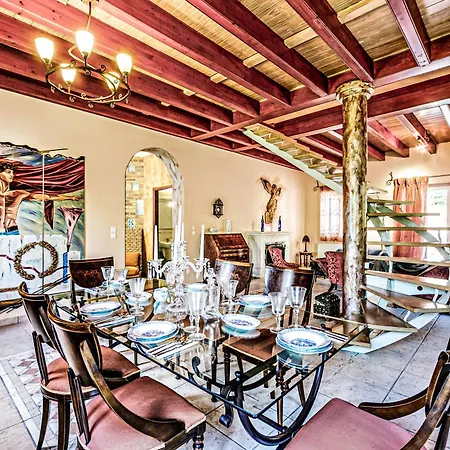 Casa Dei Fiori Villa Mantouki