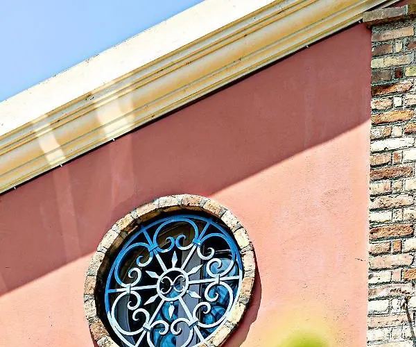 Casa Dei Fiori * Mantouki